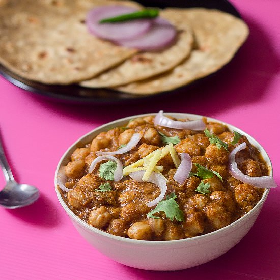 Channa Masala - Recipe photo by Akila