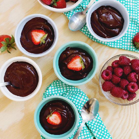 Non-Dairy Chocolate Pudding - Recipe photo by abeautifulmessblog
