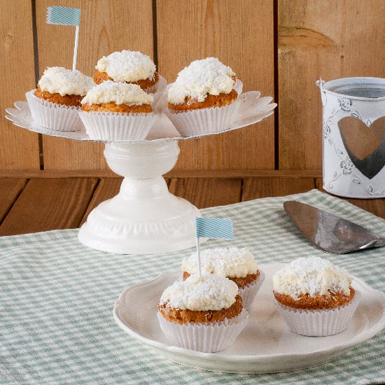 Coconut Cupcakes - Recipe photo by mariola1903