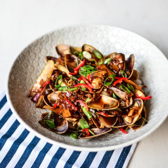 Pipies in Spicy Fragrant Sauce - Recipe photo by msihua