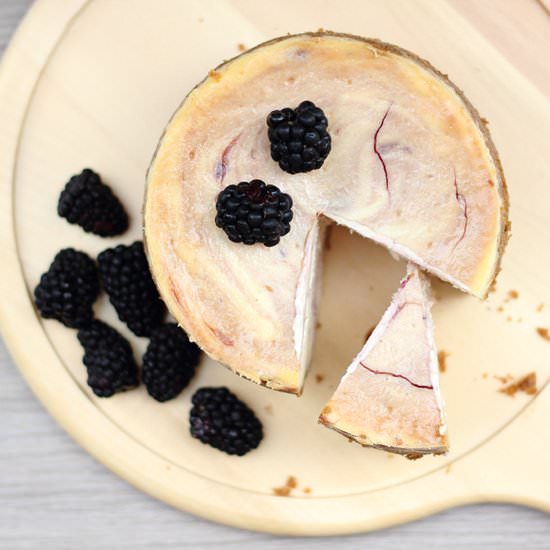 Blackberry Cheesecake - Recipe photo by littleaccidentsinthekitchen