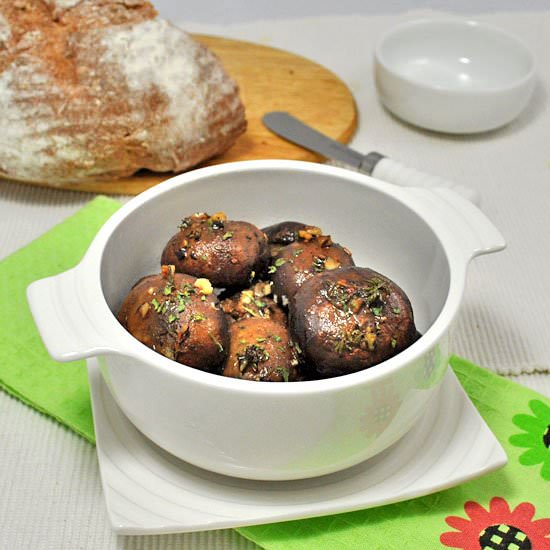Baked Cremini Baby Bella Mushrooms - Recipe photo by alenatrs