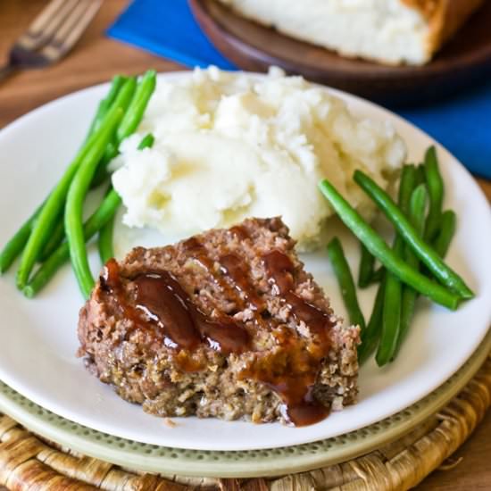Slow Cooker Classic Meatloaf - Recipe photo by tastesoflizzyt
