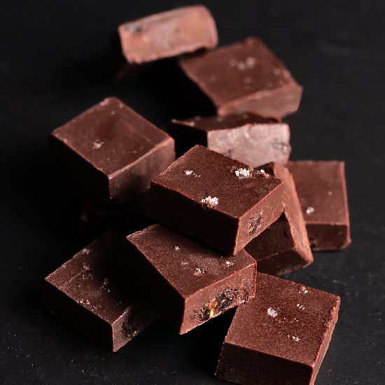 Vegan chocolate fudge - Recipe photo by Azabel