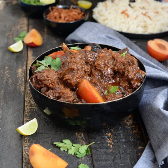 Mutton in plum gravy - Recipe photo by Whiskaffair