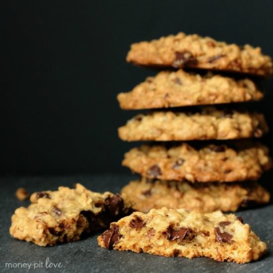 Oatmeal chocolate Chip Cookies - Recipe photo by April@LifeofPlenty