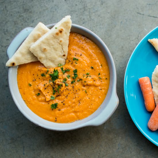 Spicy Sriracha hummus - Recipe photo by BestRecipeBox