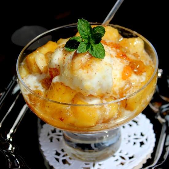 Banana Rum Sundaes - Recipe photo by Happy