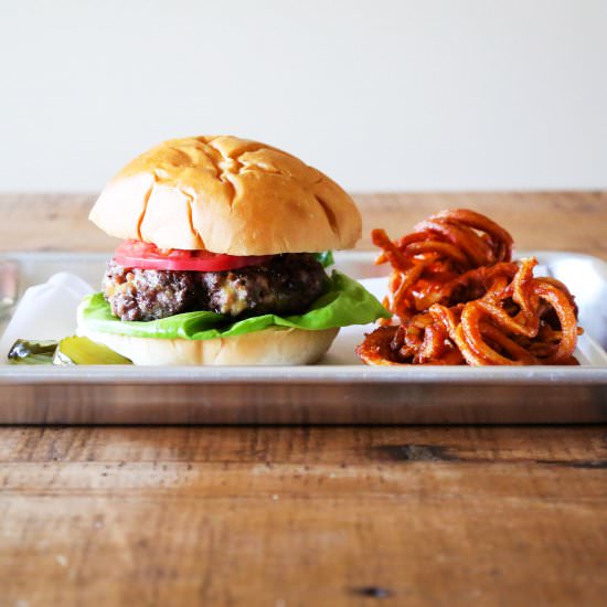 Jorge's Bacon Cheeseburger - Recipe photo by Kitchen Konfidence