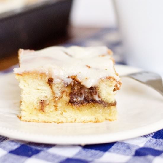 Cinnamon Roll Cake - Recipe photo by amykayskitchen