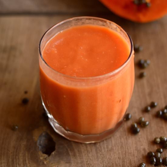 Papaya Banana Smoothie - Recipe photo by Padhuskitchen