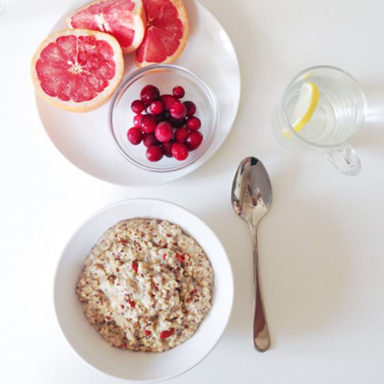 Oatmeal & Almond Milk Porridge - Recipe photo by howlowfood