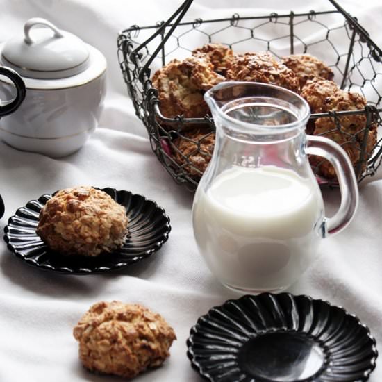 Homemade Oatcakes with Dried Fruit - Recipe photo by Angelika Knop