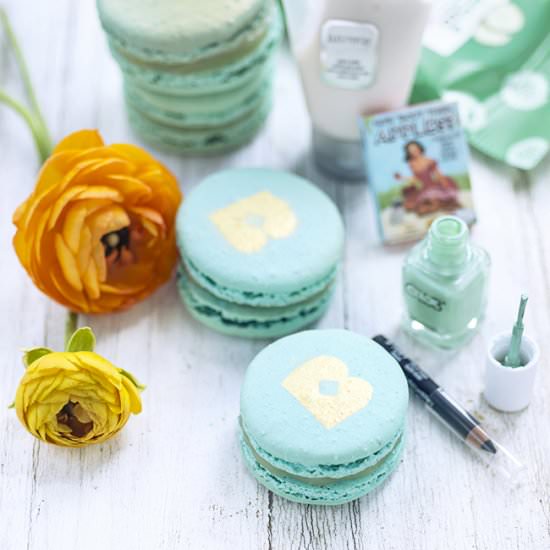 Easy Method Macarons - Recipe photo by supergoldenbakes