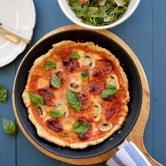 Mushroom, Salami and Basil Pizza - Recipe photo by Bocadinhos de Acucar