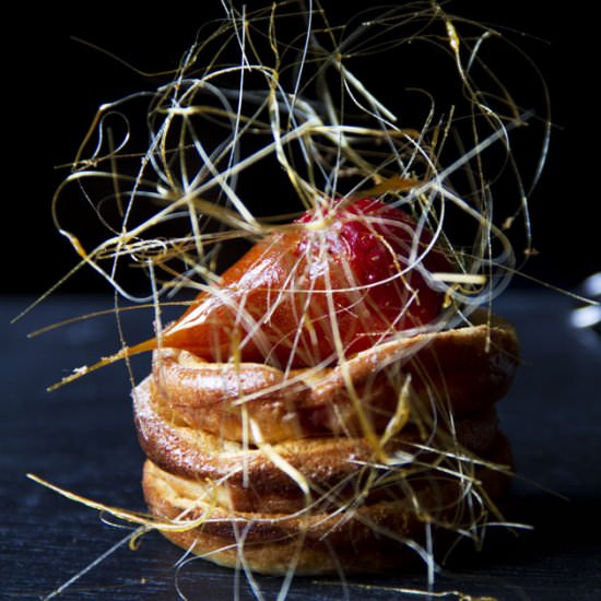 Mini clafoutis with strawberry - Recipe photo by col_kitchenandphotos