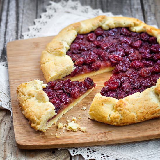 Rustic Tart Cherry - Recipe photo by Licuta Marin