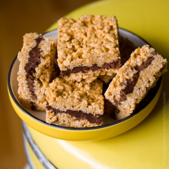 Peanut Butter & Fudge Krispy Bars - Recipe photo by lostrecipesfound