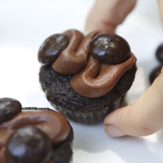 Junior Mint Chocolate Cupcakes - Recipe photo by cinemaandspice