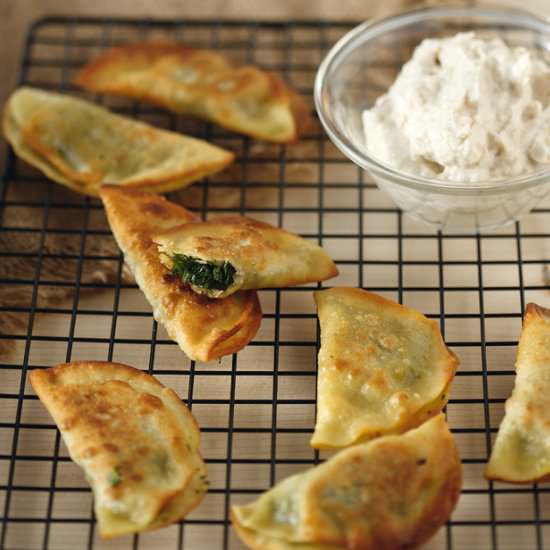 Greek Fennel Handpies - Recipe photo by olibiakos