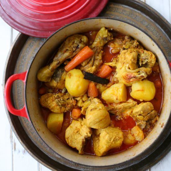 Traditional Bengali Chicken Curry - Recipe photo by chilliandmint