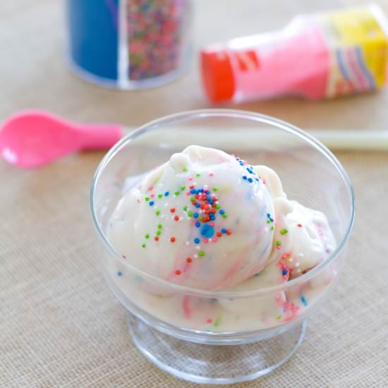 Cake Batter Frozen Yogurt - Recipe photo by a latte food