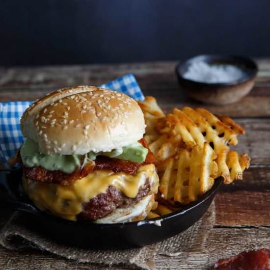 Jalapeno Popper Bacon Cheeseburger - Recipe photo by sharedappetite