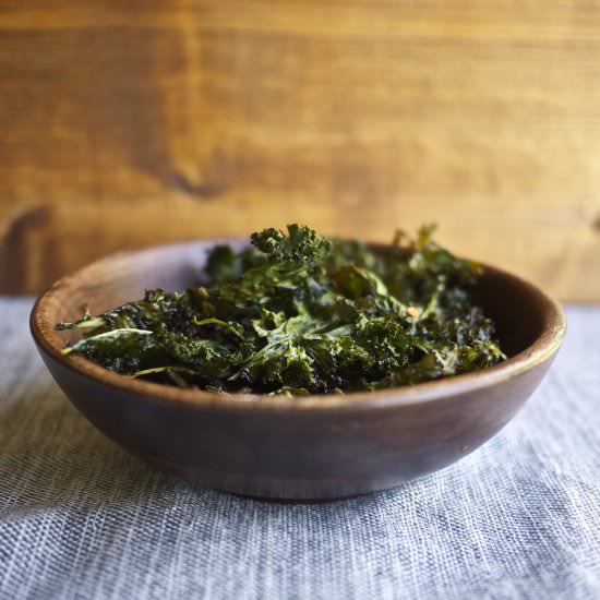 Salt and Vinegar Kale Chips - Recipe photo by kiwiandpeach
