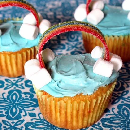 Rainbow Cupcakes - Recipe photo by melissascuisine