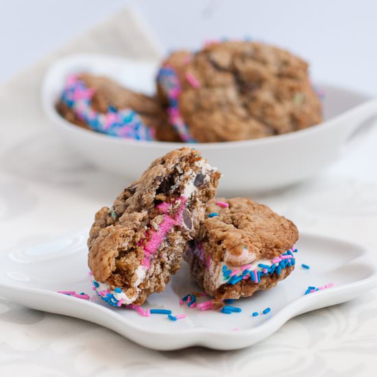 Oatmeal Cookie Sandwiches - Recipe photo by Sweettwist