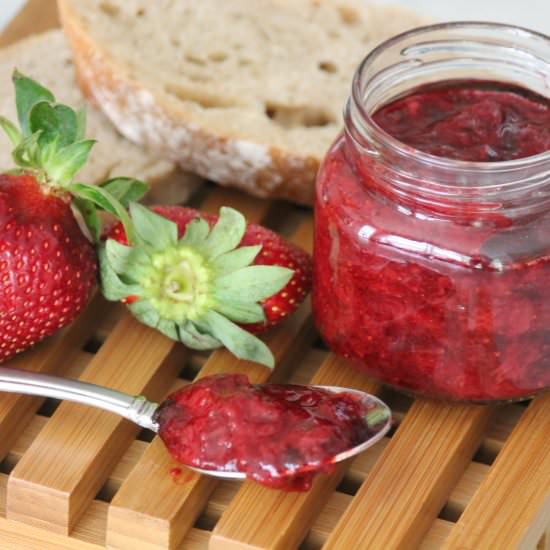 Strawberry Jam - Recipe photo by allie15