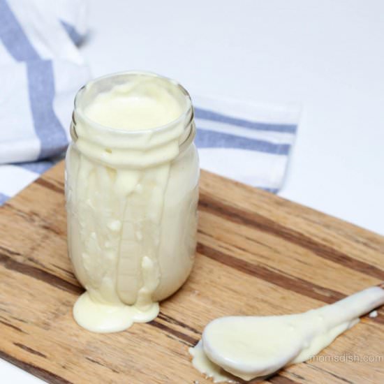 5-Minute Alfredo Sauce - Recipe photo by momsdish