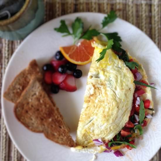 Eat-Clean Egg White Omelet - Recipe photo by Luv My Veggie Table