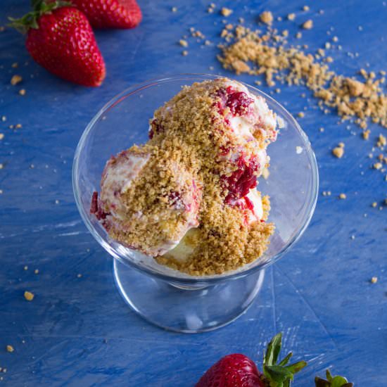 Strawberry Cheesecake Ice Cream - Recipe photo by SunShinesPie