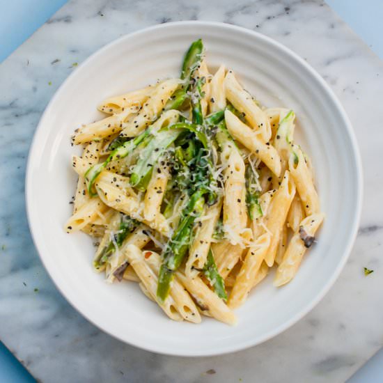 Creamy Asparagus Pasta - Recipe photo by AFeastForTheEyes