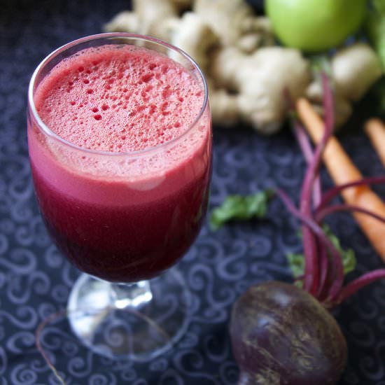 Carrot Beet Ginger Juice - Recipe photo by the pescetarian and the pig