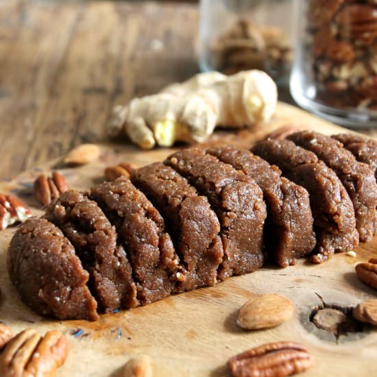 Raw Gingerbread Slices - Recipe photo by NaturallySassy