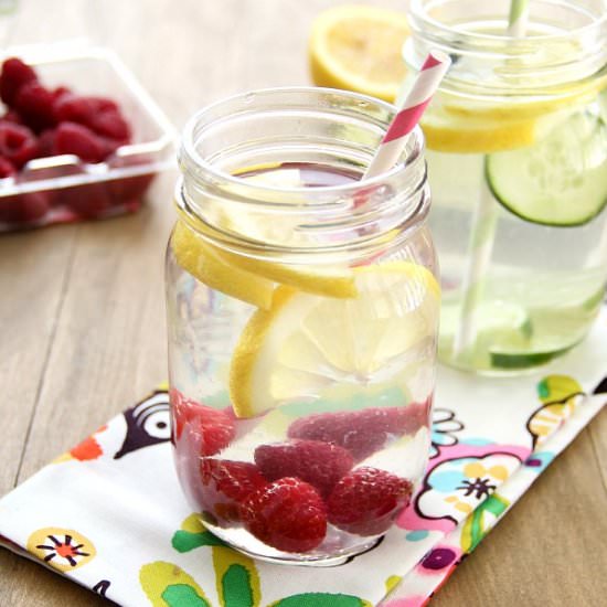 Fruit Infused Water - Recipe photo by eatdrinklove