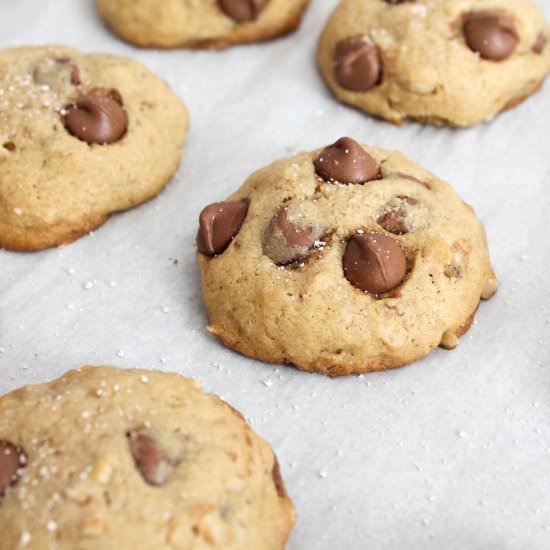 Chocolate Chip Cookies w/ Sea Salt - Recipe photo by biancagarcia