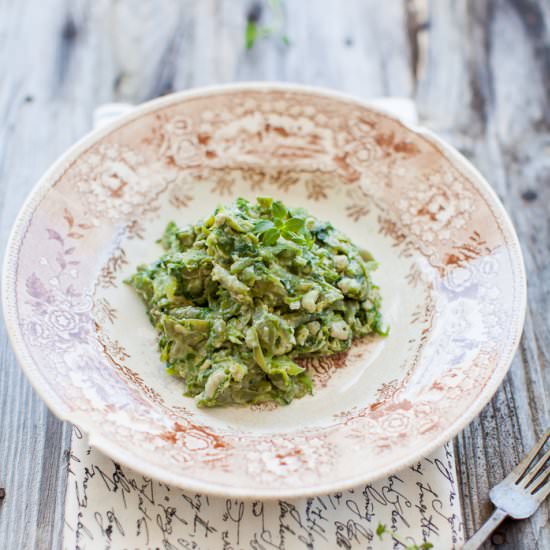 Fava Bean Rustic Puree - Recipe photo by suvellecuisine