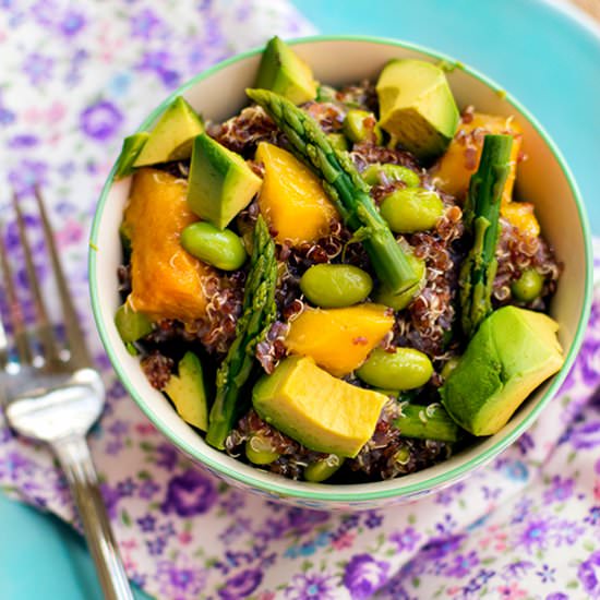 Asparagus Mango Quinoa Salad - Recipe photo by carolinagirlcooks