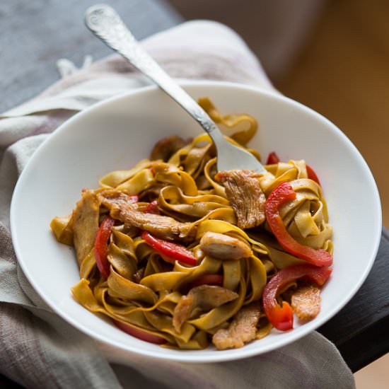 Oriental Pasta with Chicken - Recipe photo by ModernTaste
