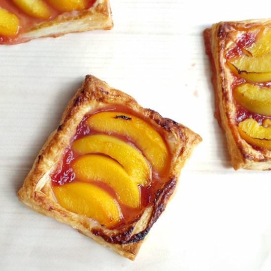 Cheat's Peach Danish Pastries - Recipe photo by Fish Fingers for tea