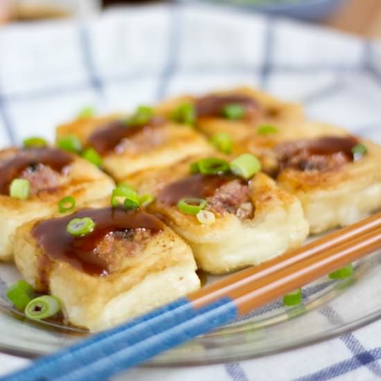 Hakka Stuffed Tofu (釀豆腐) - Recipe photo by SaucySpatula