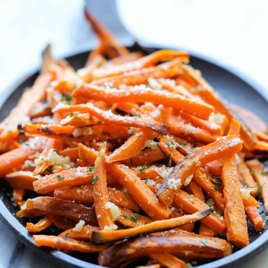 Baked Garlic Sweet Potato Fries - Recipe photo by damndelicious