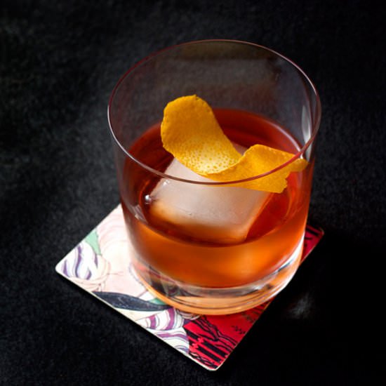 The Auld Draper Cocktail - Recipe photo by stirandstrain
