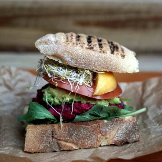 Epic Beetroot Oat Burger - Recipe photo by Yellow lemon tree