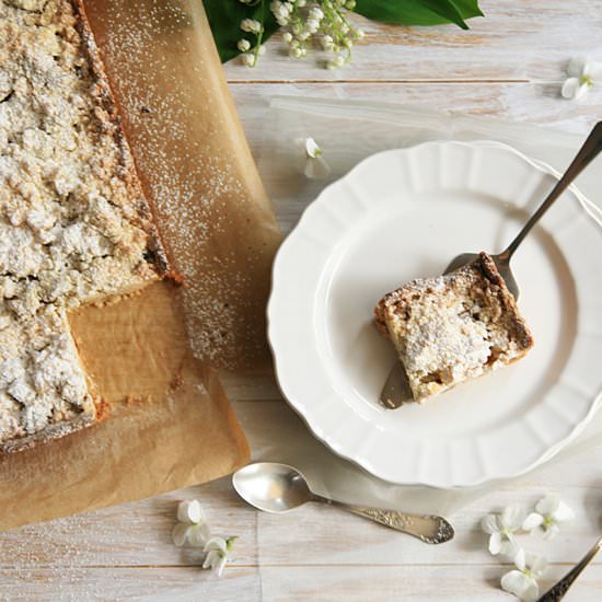 Rhubarb Crumble Pie - Recipe photo by cherryncinnamon