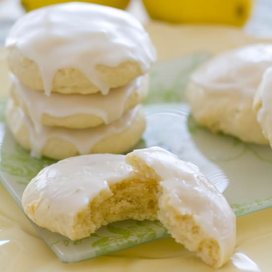 Soft-Baked Lemon Sugar Cookies - Recipe photo by a latte food