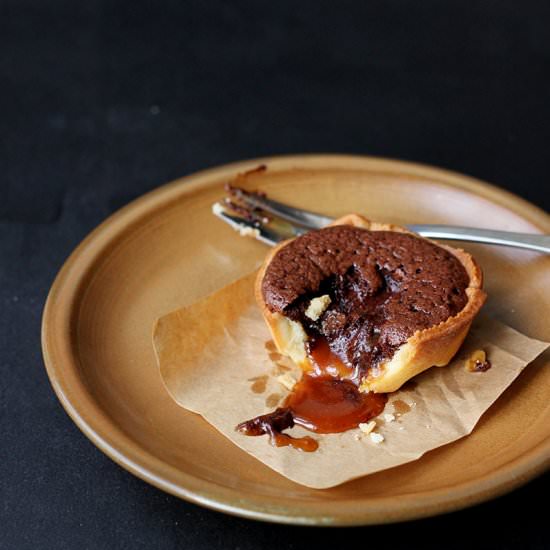 Molten Chocolate Caramel Tarts - Recipe photo by Sarah-TheSugarHit